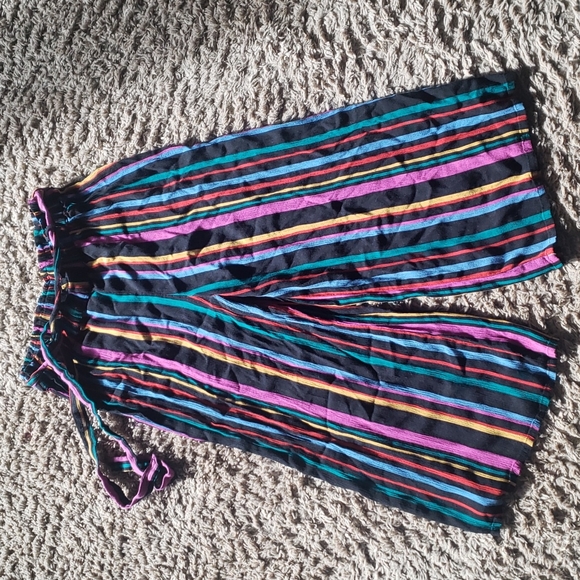 Derek Heart Linen Capri Pants - Picture 1 of 4
